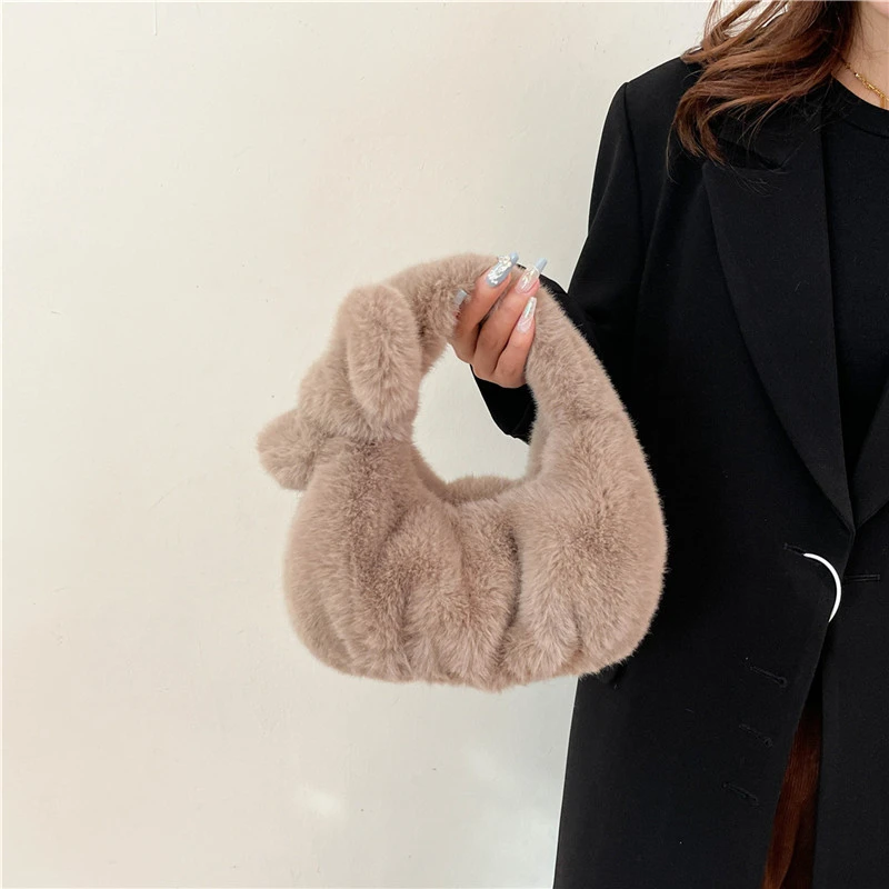 

Women Leather Luxury Fashion Crossbody Bag Designer Shoulder Tote Handbag For Modern Charming Looks