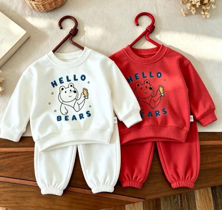 Small Kid Hello Bears Selfie Two Piece Tracksuit Soft Thin Cotton Crew Neck Sweatshirt And Pants Baby Child Daily Wear Outfits