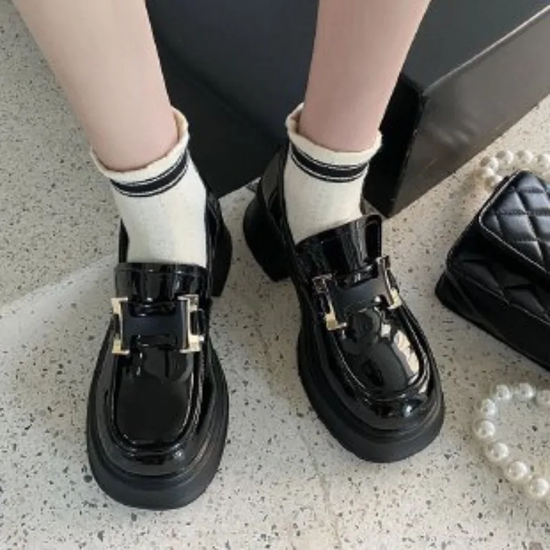 Women Patent Leather Loafers Slip‑on Round Toe Chunky Block Heel Metal Buckle Decor Preppy Style Casual Office Daily Shoes