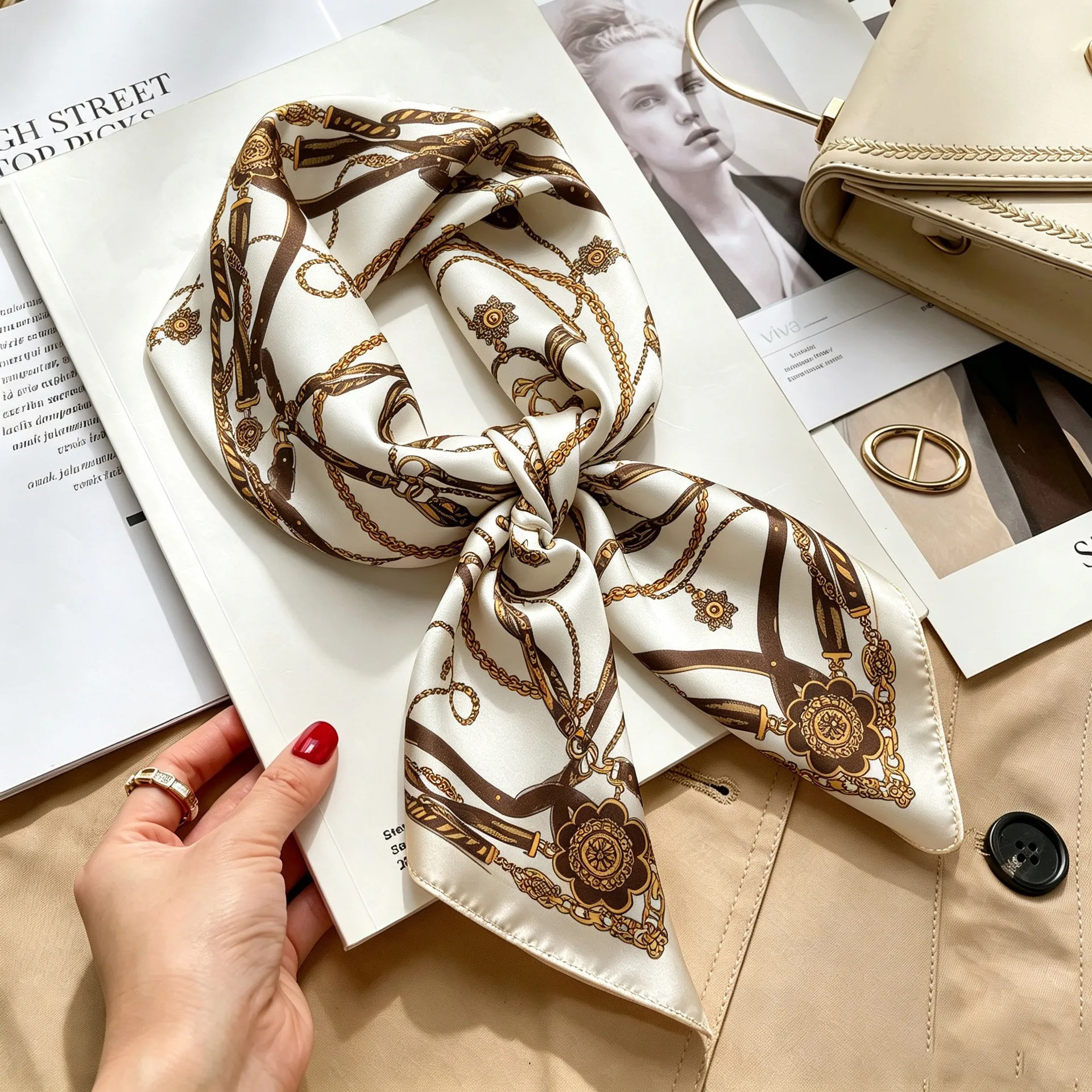 ผ้าพันคอไหมพิมพ์ลายโซ่หรูหราขน - Silk Tie Woven บทวิจารณ์และราคา