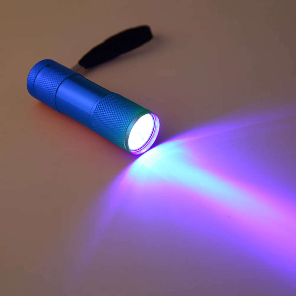 9LED พื้นผิวตัวแทนเรืองแสงการตรวจจับอลูมิเนียมอัลลอยด์ Mini 2W AAA แบตเตอรี่ขับเคลื่อน 395nm Backlight แสงเครื่องมือ Home Use