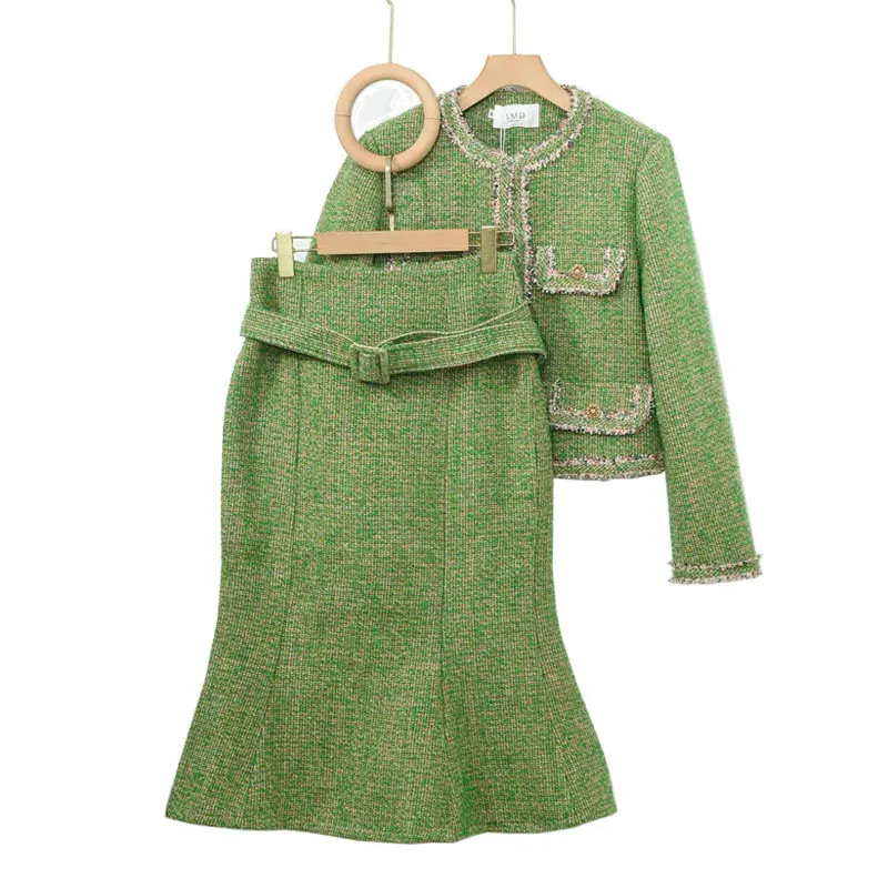 

2 pieces of coarse woolen green suit jacket+fish tail wrapped hip skirt 2024 new style small fragrance atmosphere set