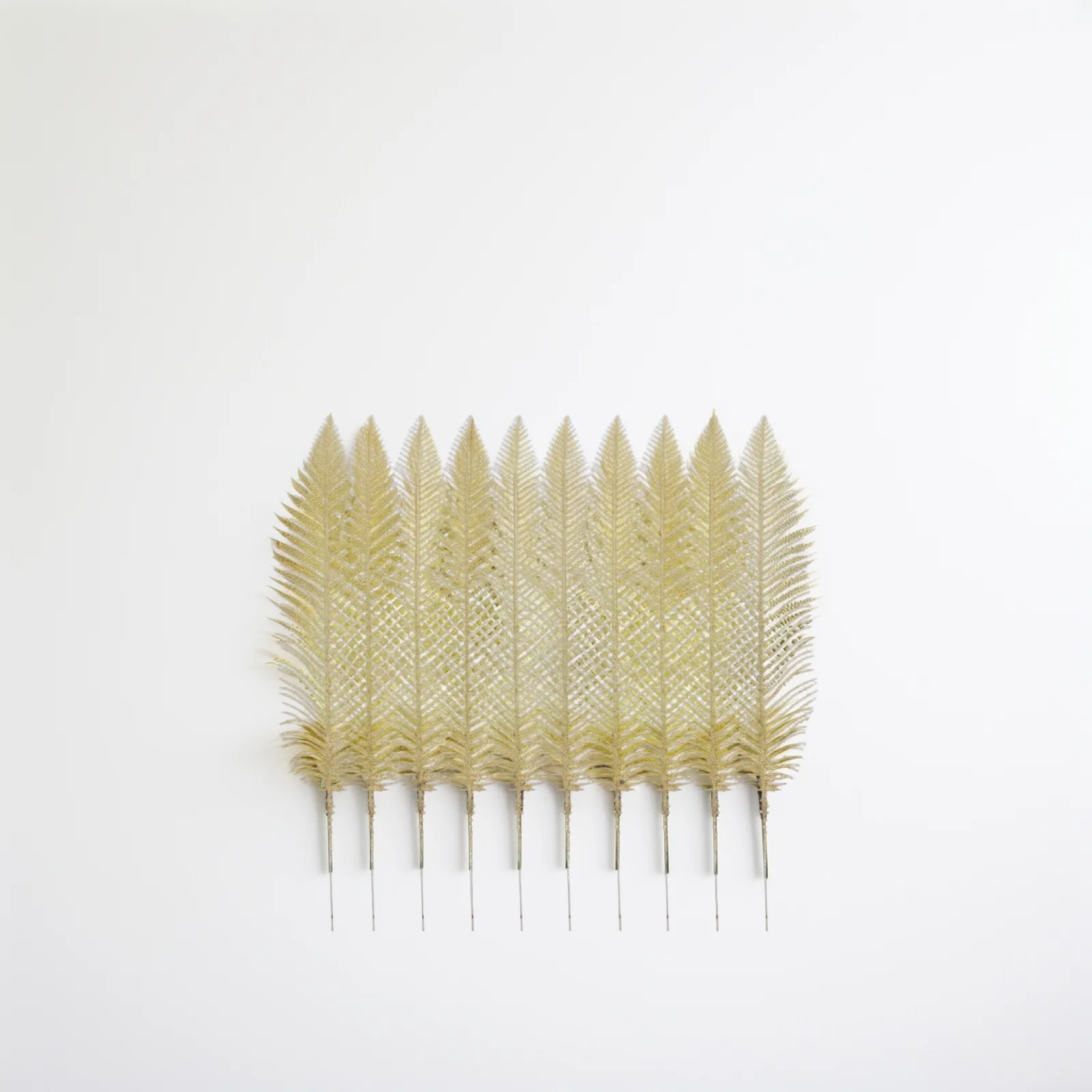 

10Pcs Glitter Artificial Leaves Christmas Tree Decorations Bright Faux Foliage for Wreath Making Festive Home Furnishings