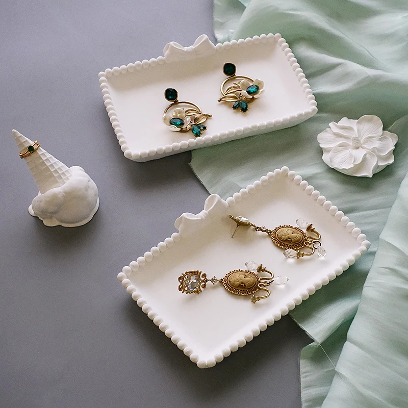 

Элегантный органайзер для магазина в прямом эфире для серег, ожерелий, декоративная витрина для хранения ювелирных аксессуаров