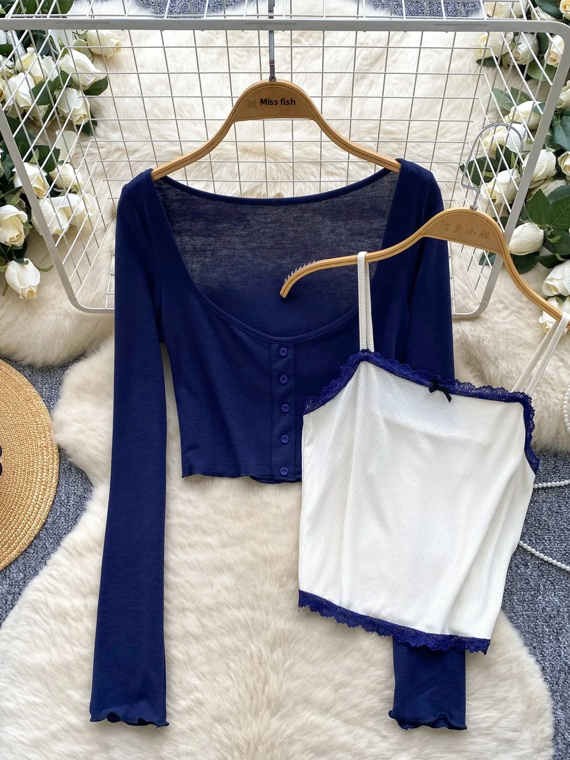 Pure Desire Vrouwen Herfst Faion Gelaagde Tweedelige Set Sexy Kant Splice Tank Top Buitenste Dunne Lange Sve cover Up