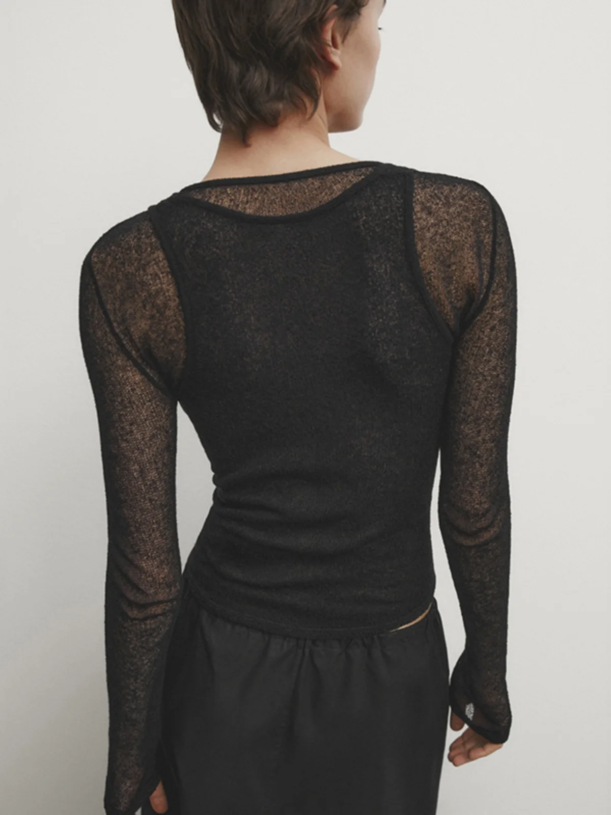 Bla Long Sve T-irt Women's Basic Sle Layering Top Inner Wear Spring 2025 Simple Design Casual round Ne Tee