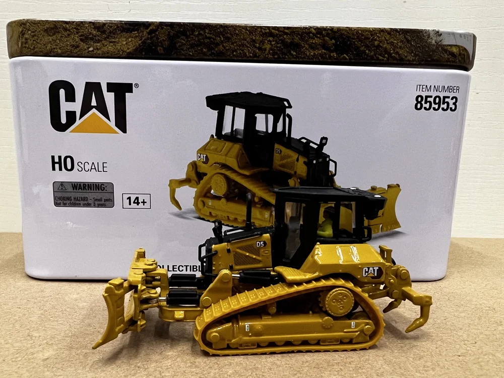 

1:87 CAT D5 DOZER Crawler Bulldozer Engineering Vehicle Alloy Model 85953 Gifts Souvenir Toys