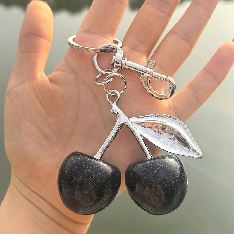 Modischer zarter roter Kirsch-Charm-Schlüsselanhänger, 3-farbig, Gold, Silber, Schlüsselanhänger, eleganter Damen-Rucksack, Geldbörse, Charm-Ohrringe, Schmuck – Detail 1