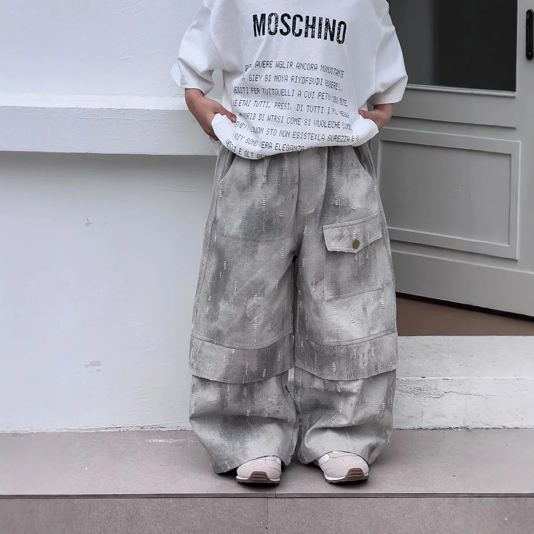 2025 Primavera Abbigliamento per bambini coreani Ragazzi di piccole e medie dimensioni Tasche larghe e grandi Abbigliamento da lavoro Pantaloni a gamba larga Lunghi