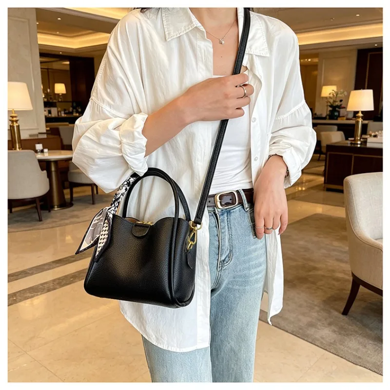 Unique High-End Designer Diaper Bag For Women Fashionable Leather Crossbody Handbag Elegant Large Capacity Luxury Messenger
