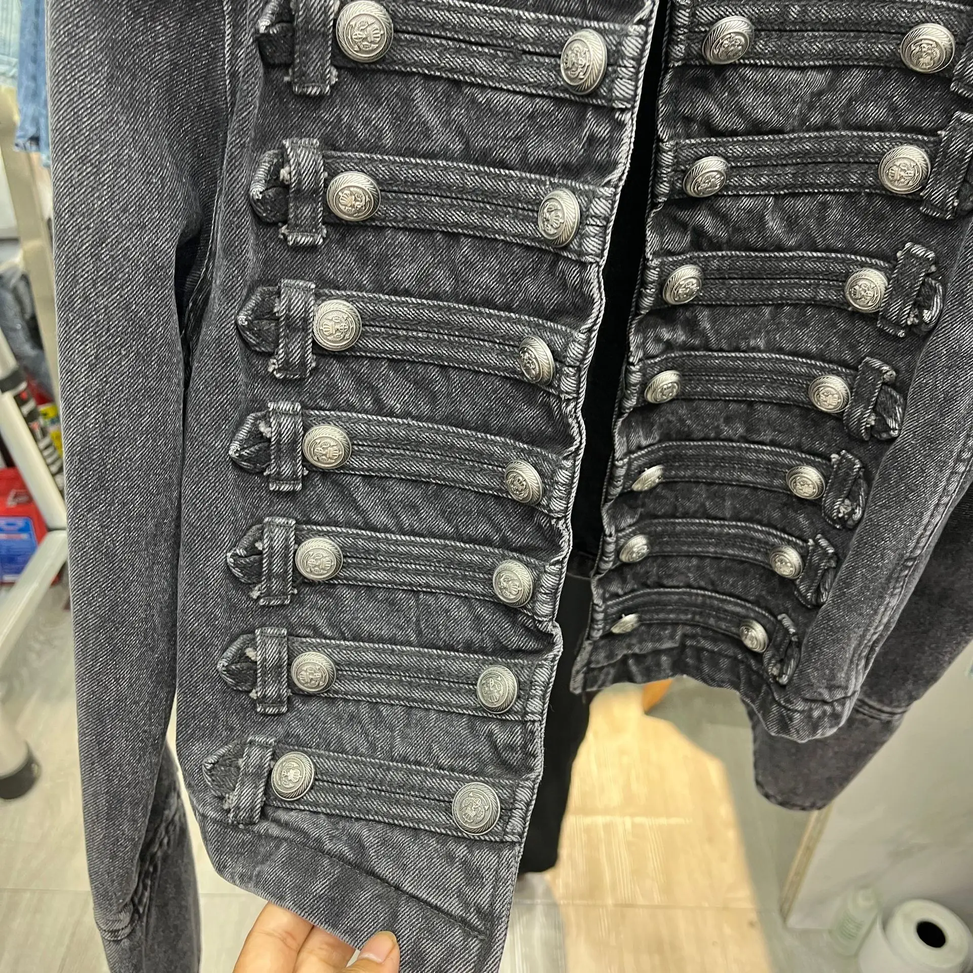 Thumbnail 3 - #75 Denim Jackets List of Top Picks