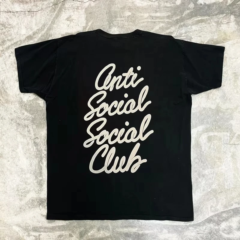 2026 New Fashionable couple style - Curved letter short-sleeved loose design, unique and individual, suitable for niche market