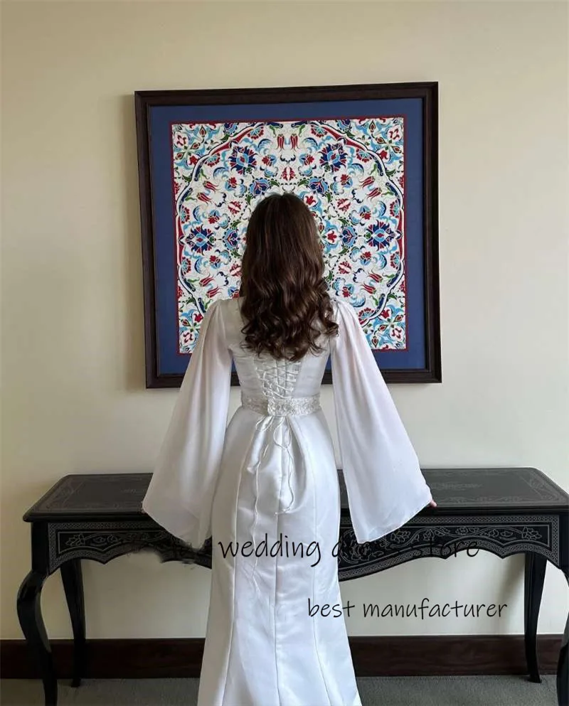 Oloey bescheidene weiße Seide Satin Meerjungfrau Brautkleider Puff lange Ärmel Perlen Brautkleider Arabisch Dubai formelle Abendkleid