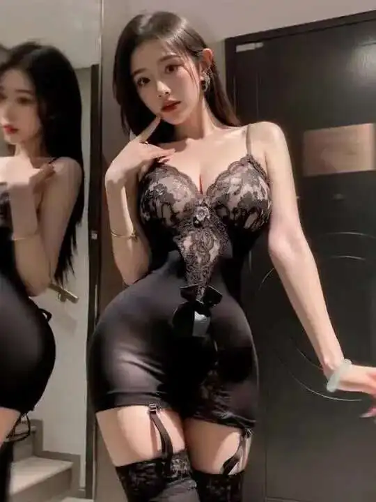 فستان مثير بدون ظهر عميق على شكل حرف V بدون أكمام، فستان دانتيل شبكي مطرز بالزهور، فستان شفاف ملفوف على الورك، أنيق وساحر CEOE