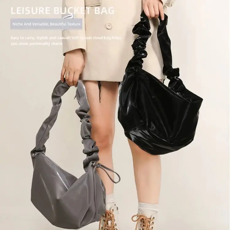 cloud-autumn-winter-collection-large-capacity-crossbody-bag-dumpling-shaped-fashion-soft-leather-shoulder-bag