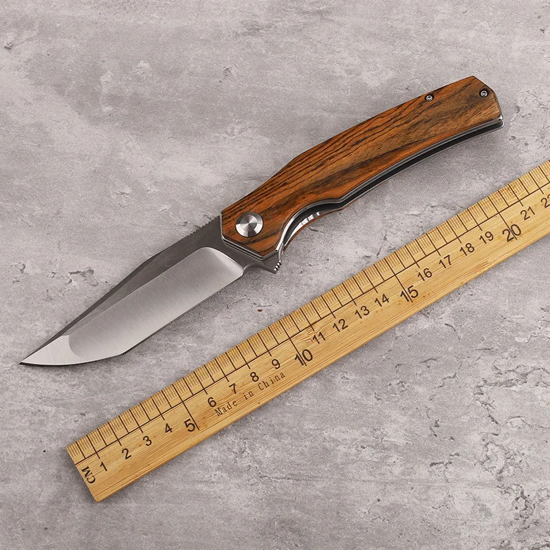 D2 Steel Blade Gold Sandalwood Handle Rolling Folding Knife Outdoor Camping Survival Fishing Convenient Carry EDC Tool