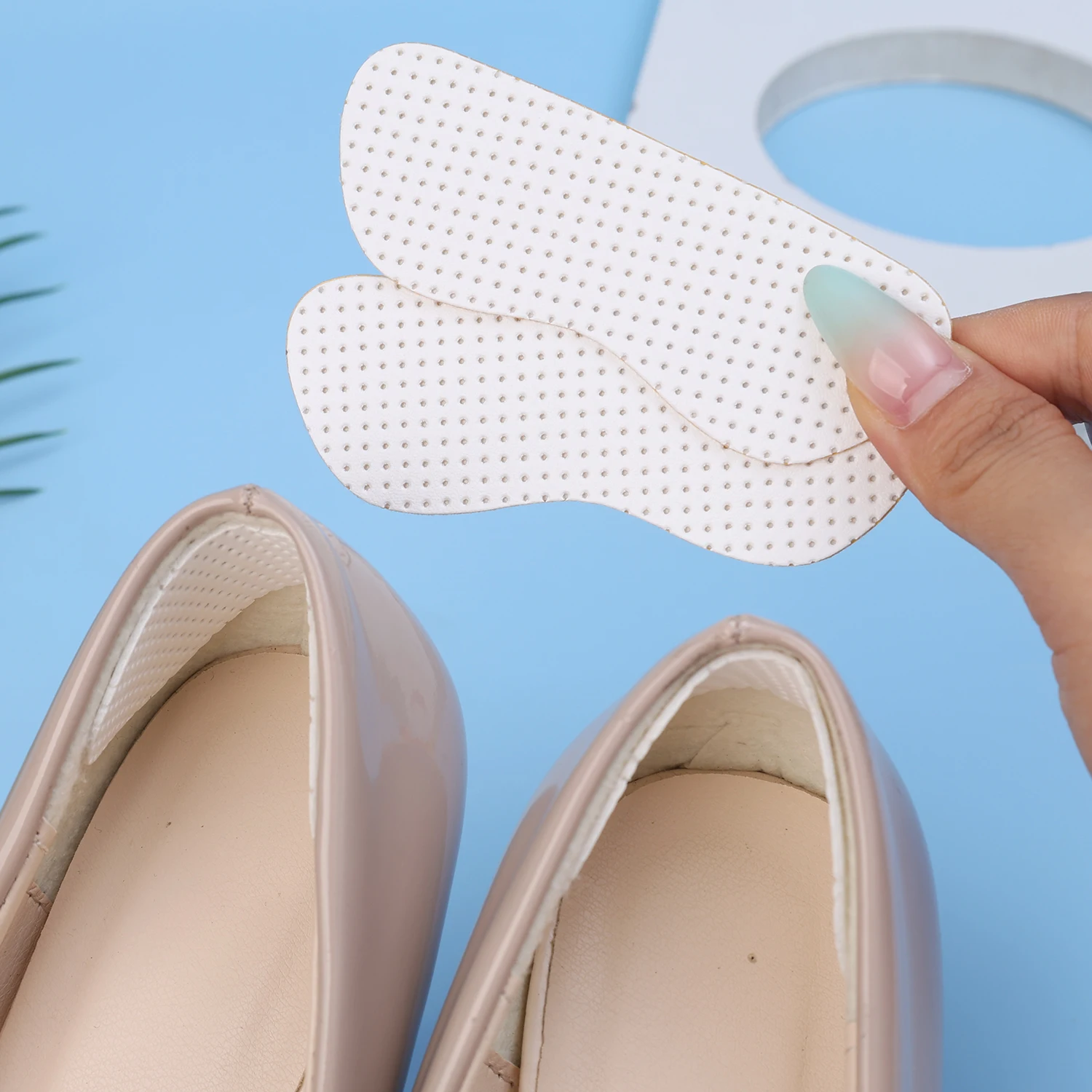 Autocollants pour chaussures de réparation, 30 à 1 paire, doublures respirantes, poignées de talon, protection des blisters, coussins de pieds résistants pour la douleur des pieds