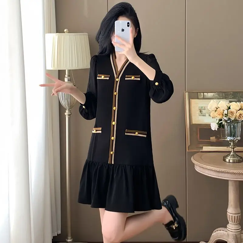 Fat MM Covers Her Belly and Looks Slimmer in Autumn. New Small Fragrant Style V-neck Spring Fashion Temperament Autumn Dress