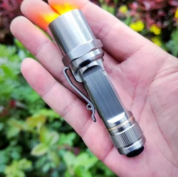 Used EDC E15 Titanium Alloy Flashlight Decompression toys