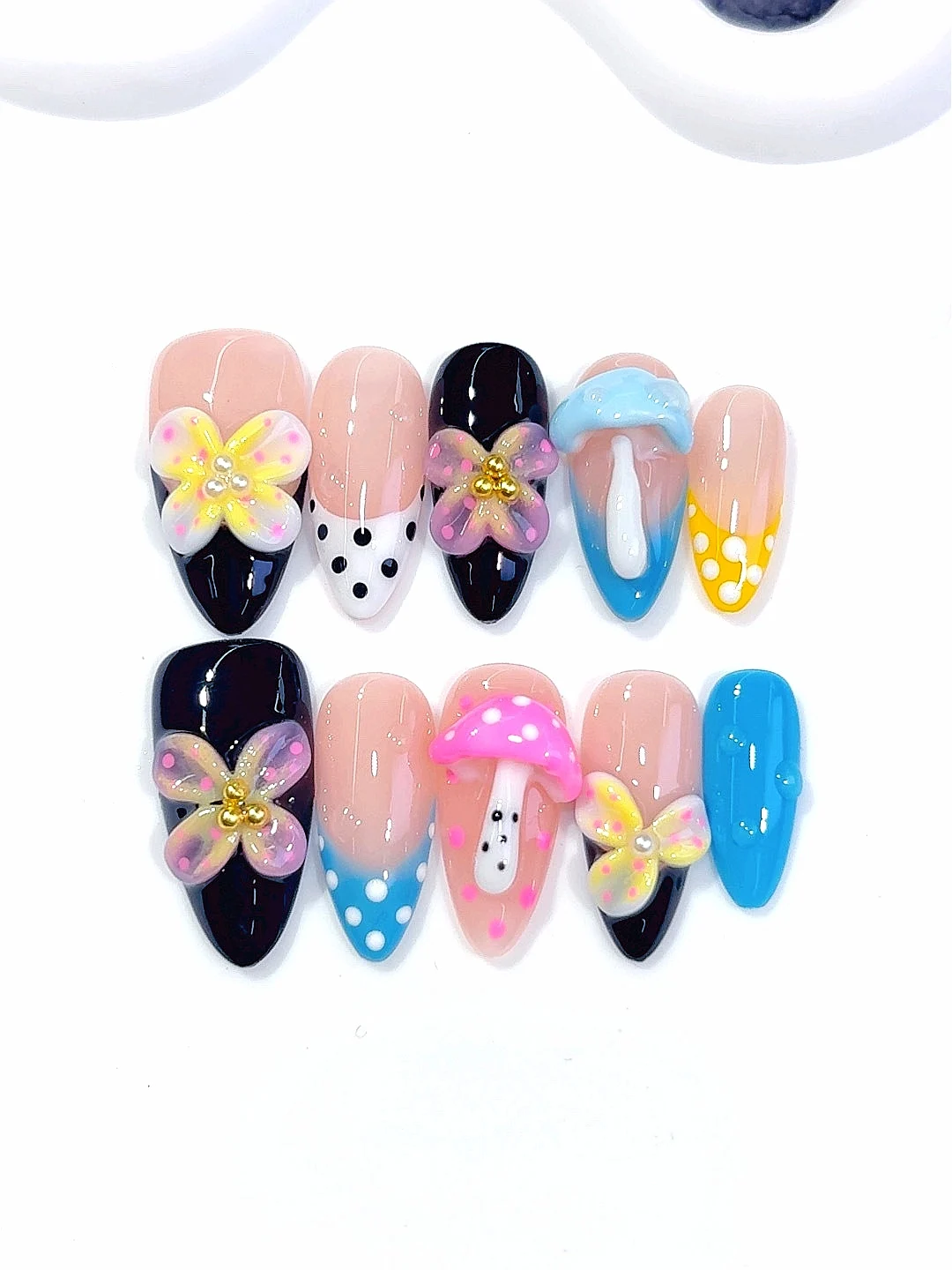 Пресс для красочных грибов и цветов миндаля на ногтях (D583)