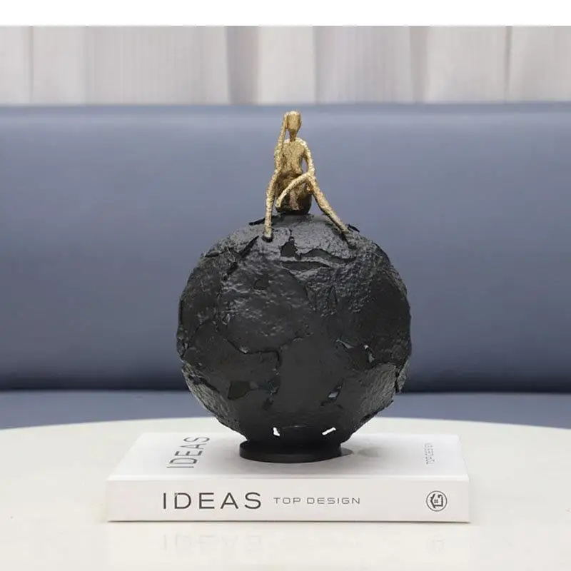 

Black Planet Characters Metal Statue Desk Decoration Abstract Figures Thinker Sculpture Ornaments Modern Home Decor Crafts