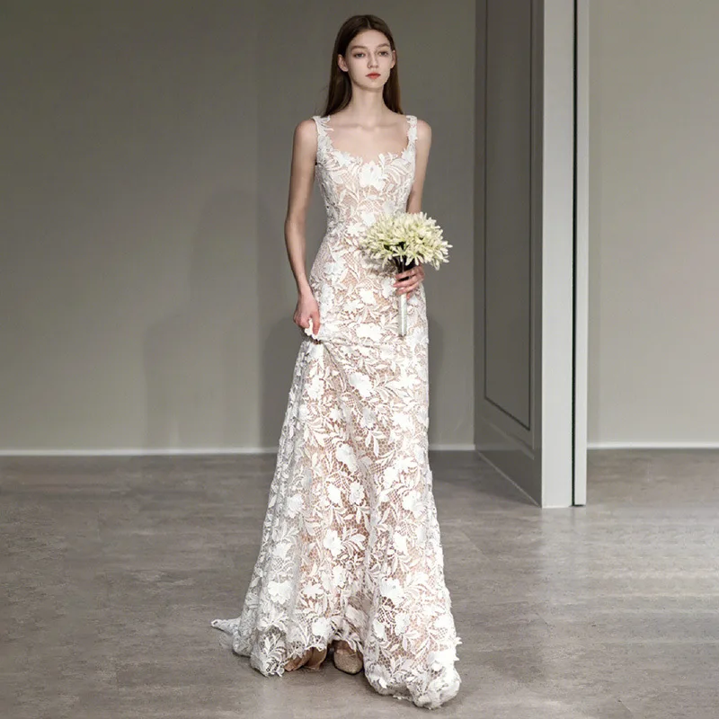 프렌치 스타일 라이트 럭셔리 화이트 레이스 캐미솔 웨딩드레스 2025 신상 가을 피쉬테일 약혼식 라이트 웨딩드레스