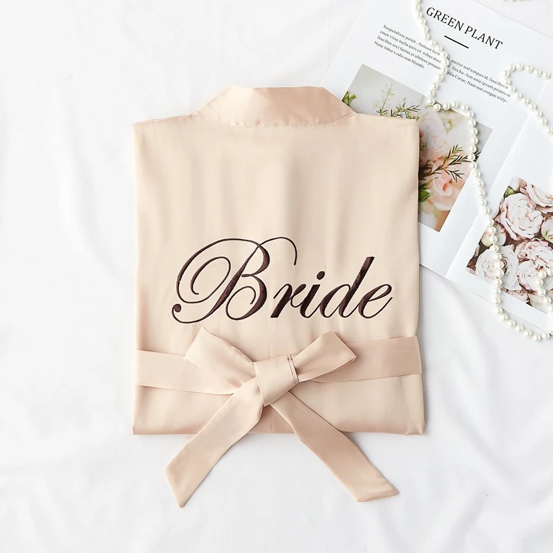 

Атласная ночная рубашка невесты, мягкие утренние халаты с вышивкой и поясом, гладкая блестящая текстура, подходит для свадебной одежды, одежды для банкета и сна