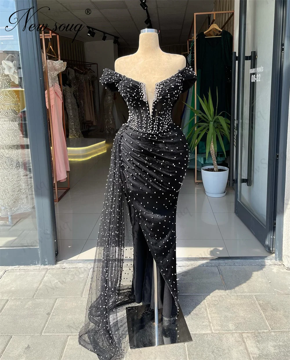 Black Mermaid Evening Dresses With White Pearls Elegant 2024 Custom Made Off Shoulder Wedding Party Dress Dubai Engagement Dress