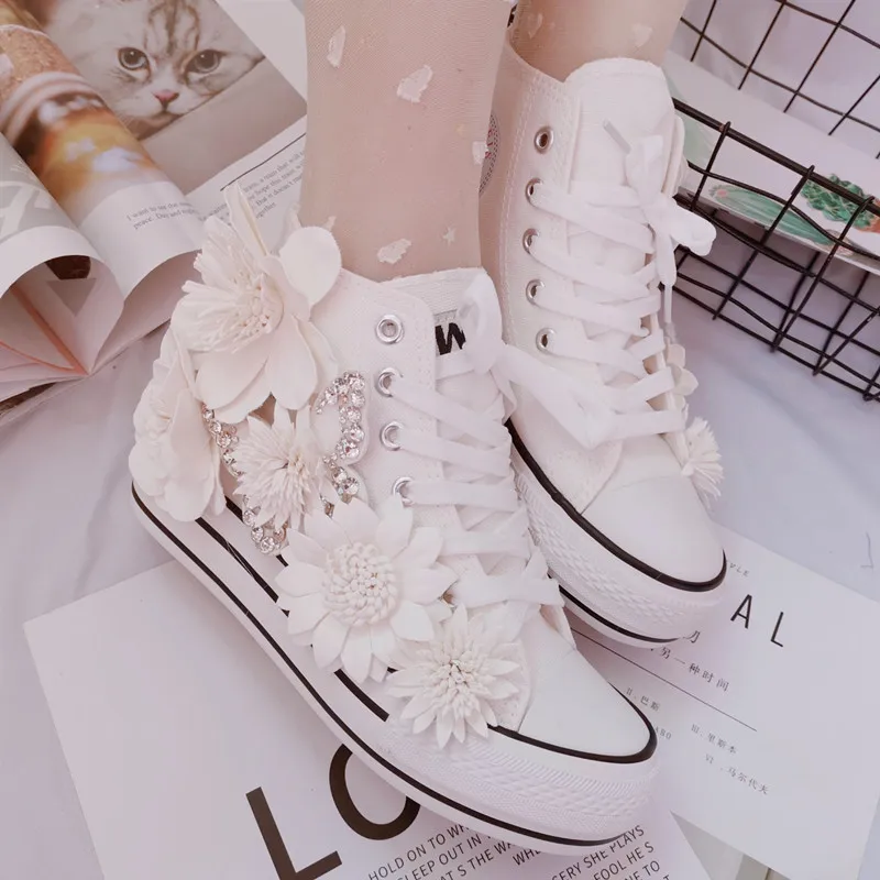 Creative flower diamond wedding party canvas shoes handmade custom white high top breathable casual sports women\'s shoes 35-40