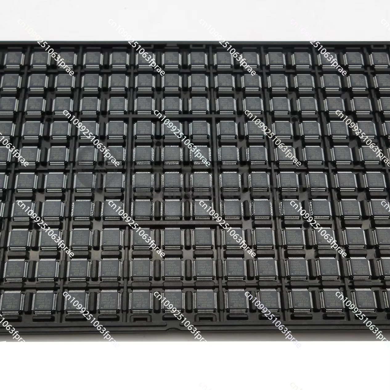 

4KB Flash Microcontroller, Integrated Circuit C8051F864-C-IS 16SOIC Microcontroller and Processor