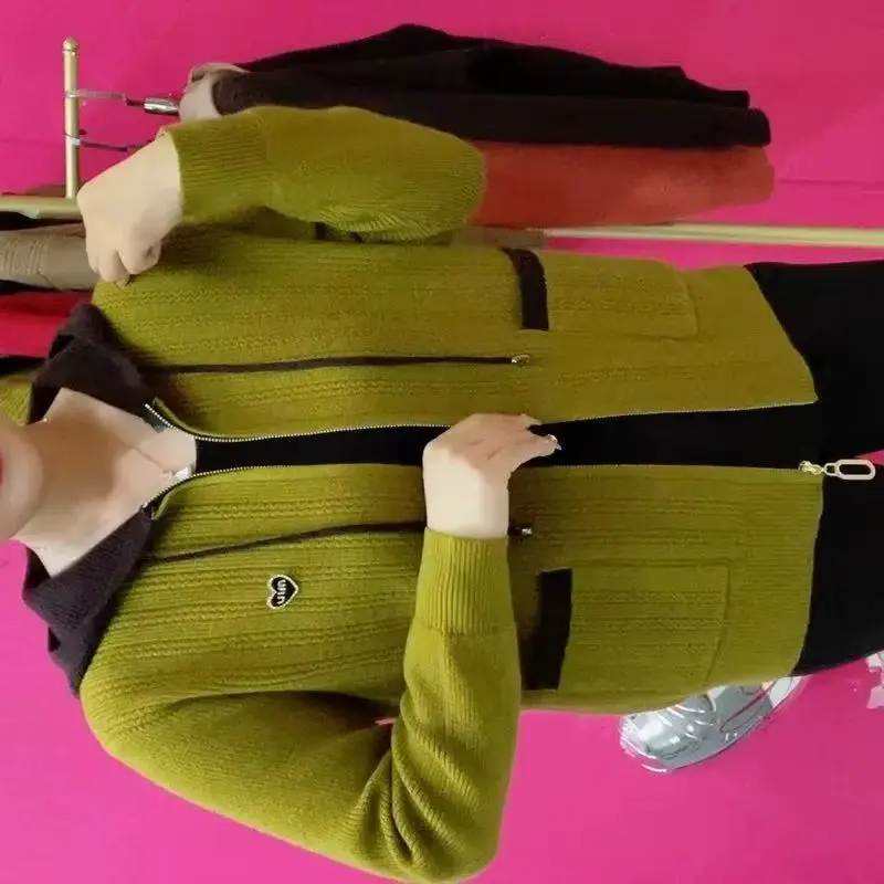 

SpringAutumn Assorted Colors Hooded Knitted Coat Middle-Aged Mother Long-Sleeved knitted Cardigan Sweater Women Casual knitwear