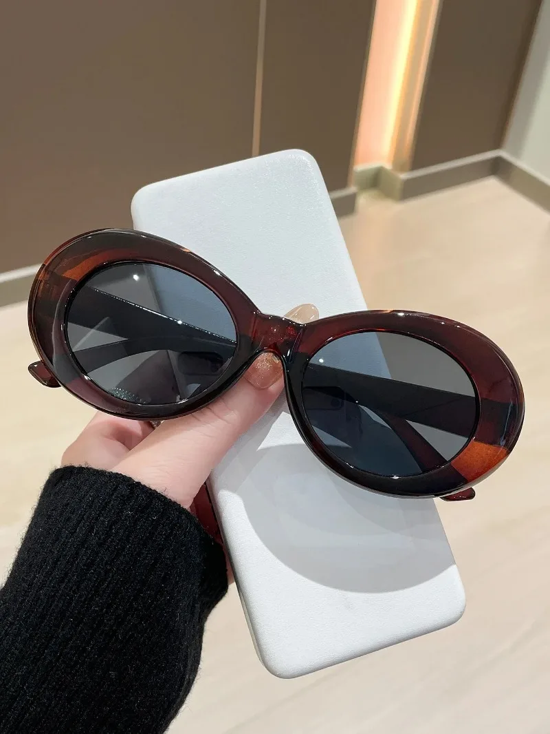 New Fashion Retro Women Sunglasses Luxury Oval Frame Sunshade UV400 Unisex Outdoor Glasses for Traveling, Driving, Parties
