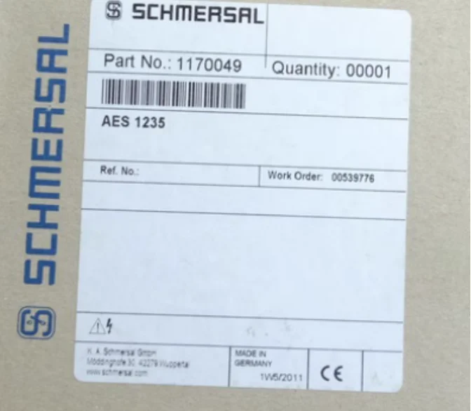 SCHMERSAL 101170049 New security relay AES 1235 AES1235