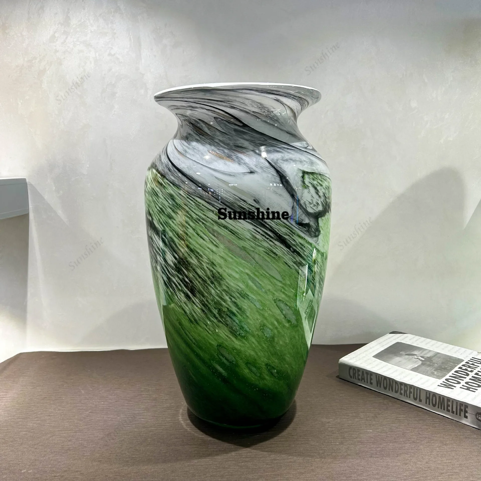 A new Chinese-style ink-wash ink-stained glass vase for the living room and dining table, a high-end decorative item  FT