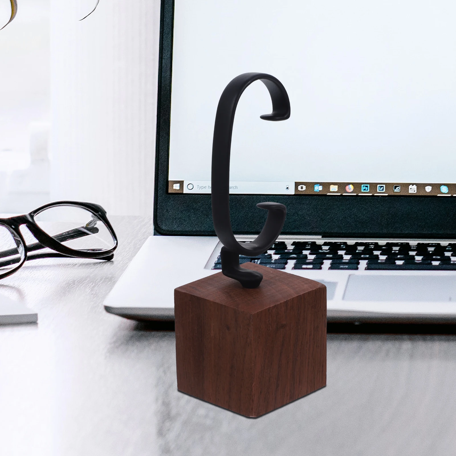 

Walnut Watch Stand Display Shelf Wooden Ring Stands Bracelets Racks Holder for Man