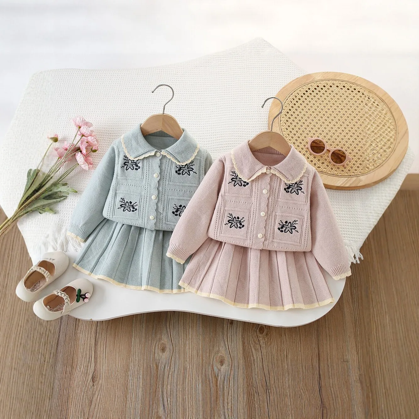 Girl Sweater Two Price Sets Autumn Winter New Korean Fashion Flower Single Breast Knit Sweater Long Sleeve Two Price Sets