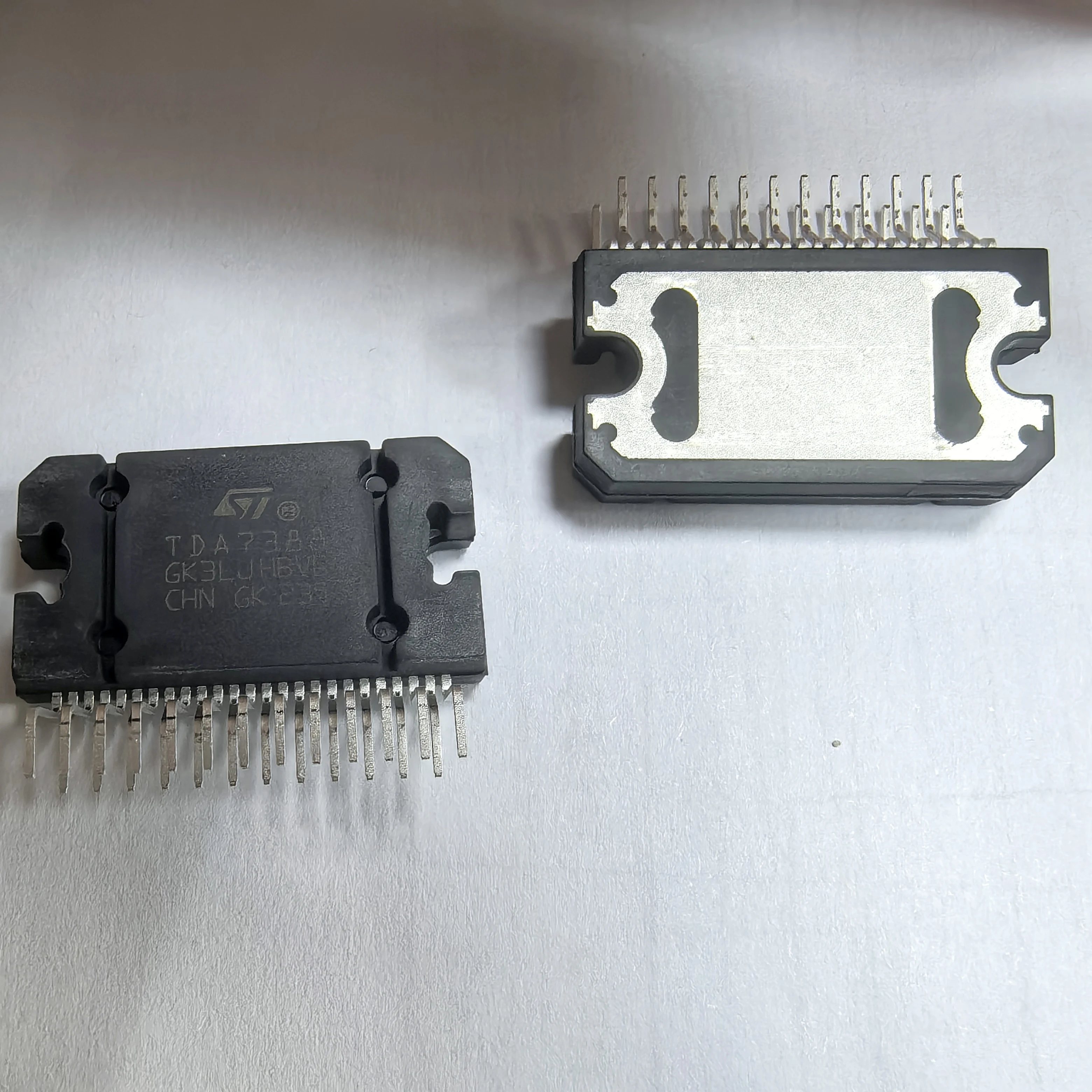 10pcs Original genuine TDA7388 plug-in ZIP-25 car amplifier audio high-power amplifier chip IC