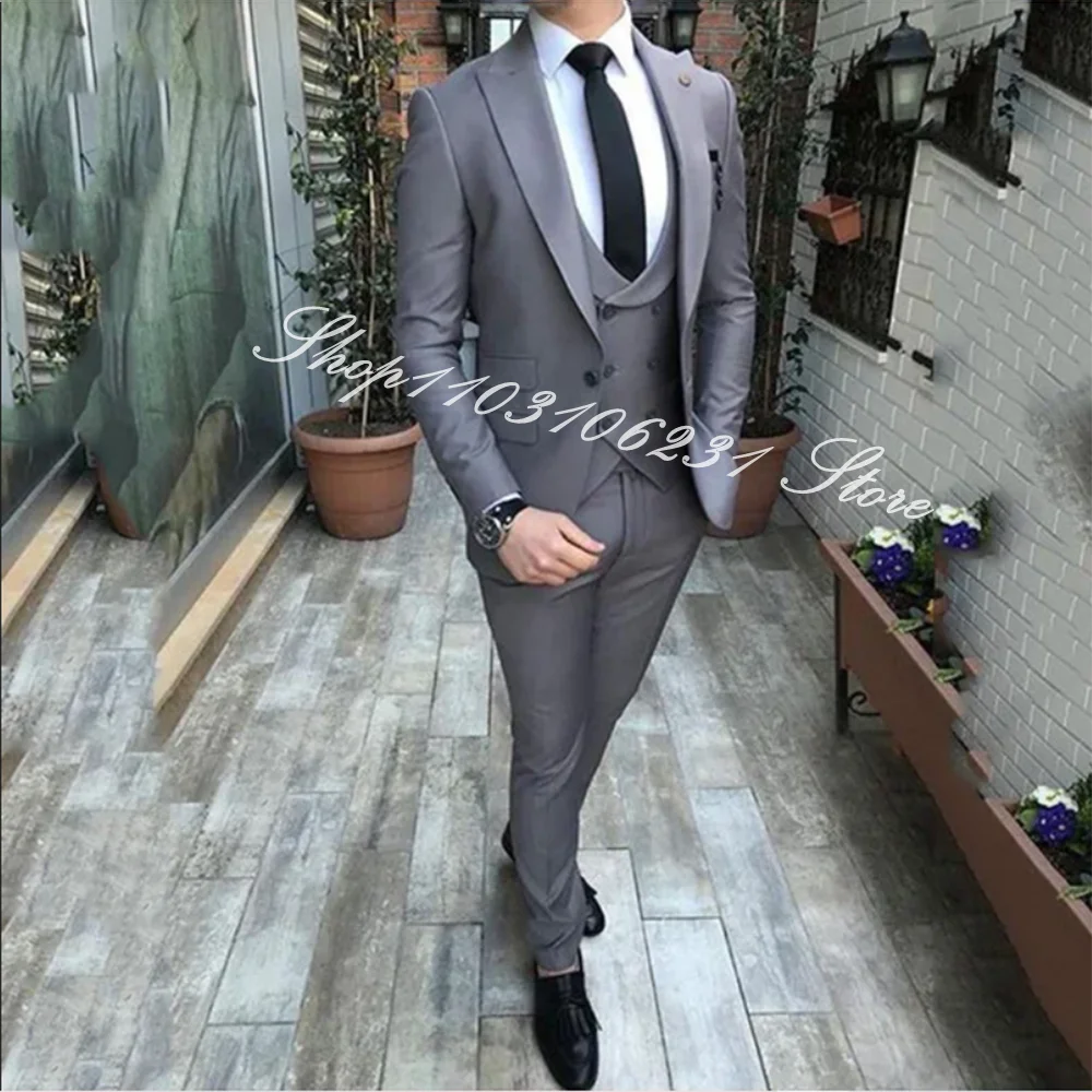 

Dark Grey Gentlemen Men's Suits Blazer Vest Pants 3 Pieces Peak Lapel Single Breasted Formal Wedding Groom Suits Costume Homme