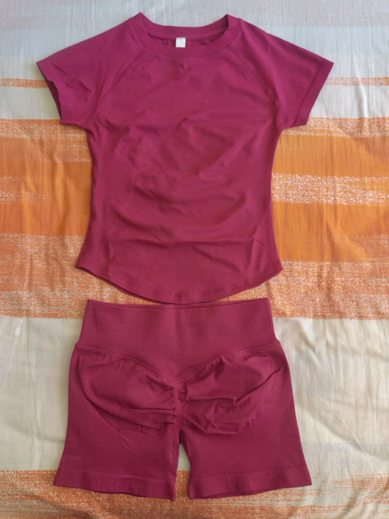 Ensemble de yoga sans couture  - Yoga Fitness Logo avis et prix