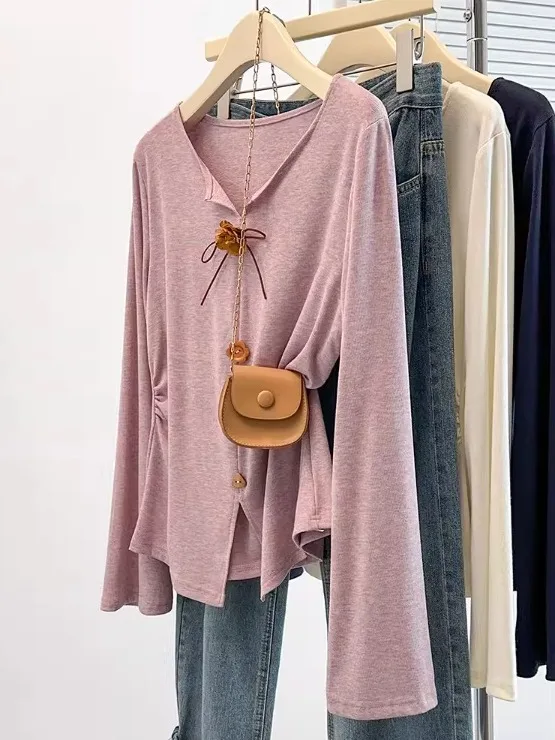 

Весна 2026. Женская футболка больших размеров V-Ne Long Sve, повседневный топ с цветочным принтом и застежкой на талии, обычный крой.