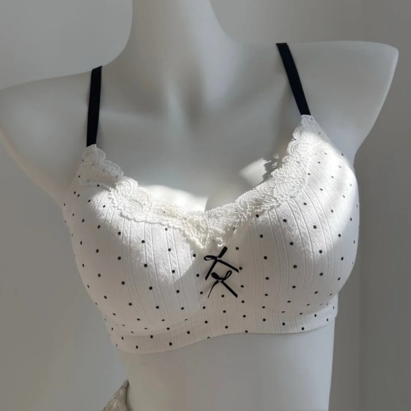 Thumbnail 2 - #52 Best Full Coverage Support Bras to Buy In 2026