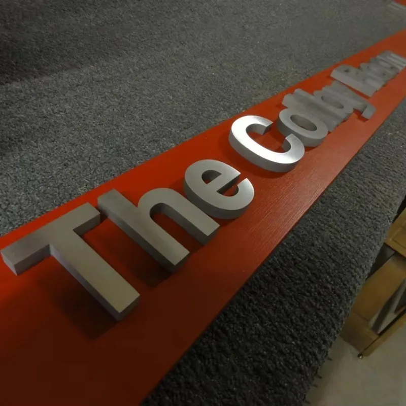 مخصص في الهواء الطلق الخلفية ضوء النيون معدن الفولاذ المقاوم للصدأ لوحات الألومنيوم للمستشفيات والشركات #3