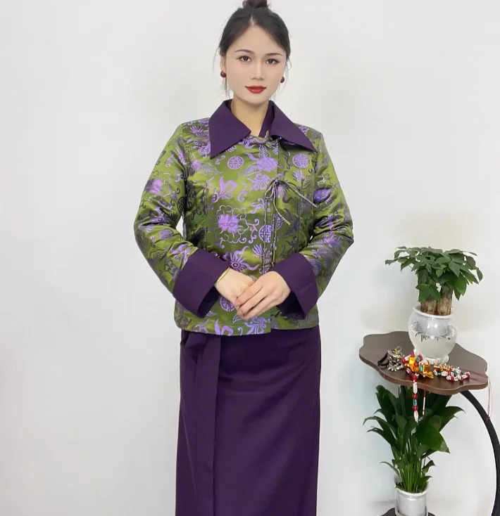 

Chinese Tibetan Women's Bola Long Skirt Two piece Set with Ethnic Style Tibetan Costume New Chinese Tibetan Costume