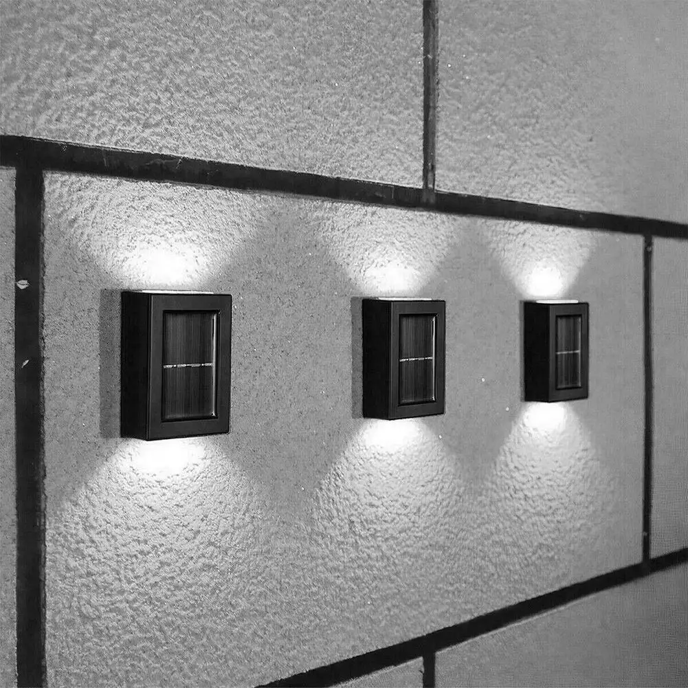 Solar Powered LED Wall Lights, Jardim Paisagem Lamp, Pátio, Caminho, Escadas Step, Fence Decor, 2 LEDs