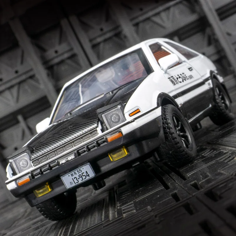 

1:30 Toyota AE86 alloy car model acousto-optic pull-back door and hood trunk can open children's toys autumn mountains.