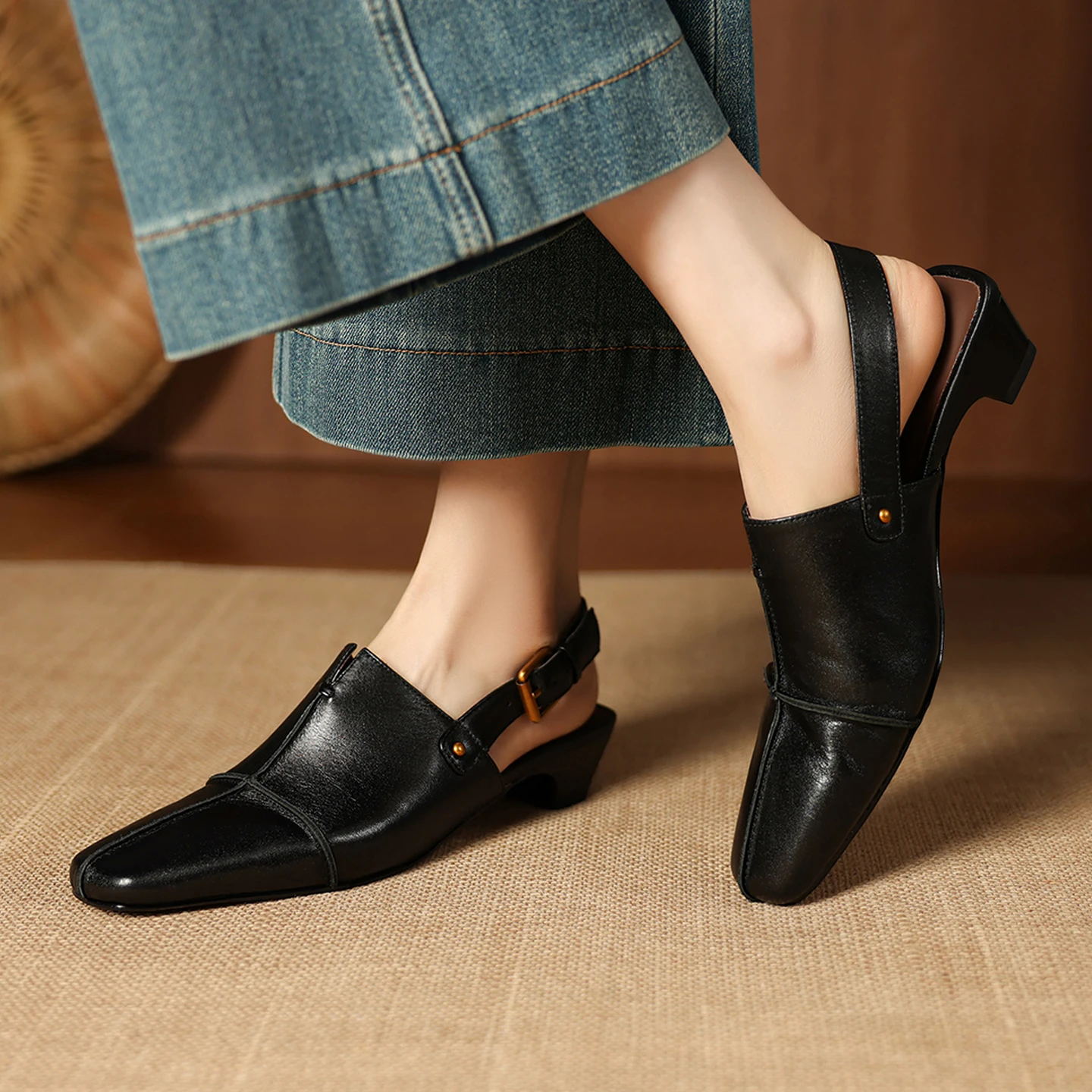 New Summer Women Sandals Genuine Leather Shoes for Women Square Toe Chunky Heel Shoes Elegant Cover Toe Slingback Hollow Sandals