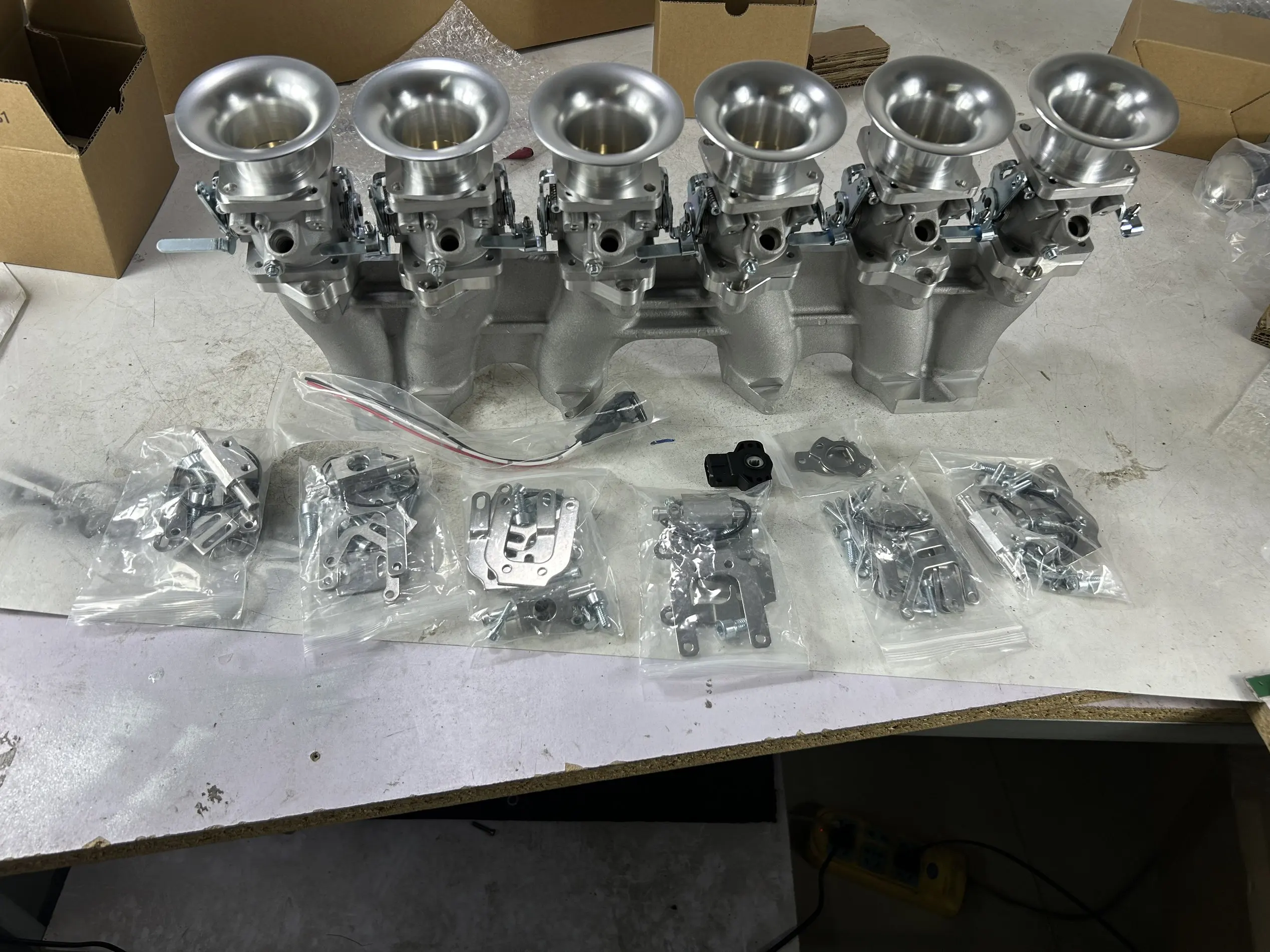 SherryBerg 40mm BORE Fuel Injection for Datsun 240Z 260Z 280Z S30 Nissan Fairlady Z L24 L26 L28 Individual Throttle Body Kit ITB - view 2