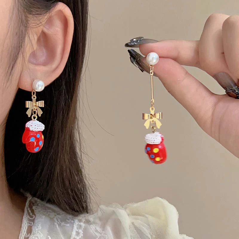 أقراط لؤلؤ لطيفة على شكل قوس للنساء ، حفلة عيد الميلاد ، العام الجديد ، شخصية ، تصميم غير متماثل ، هدية ، ملونة ، 2 أو