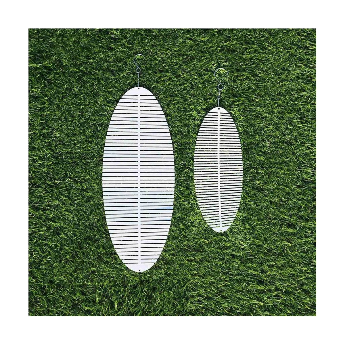 Spinner de viento cinético en blanco, campanilla en espiral 3D, escultura colgante, decoración de jardín interior y exterior, 10x25cm