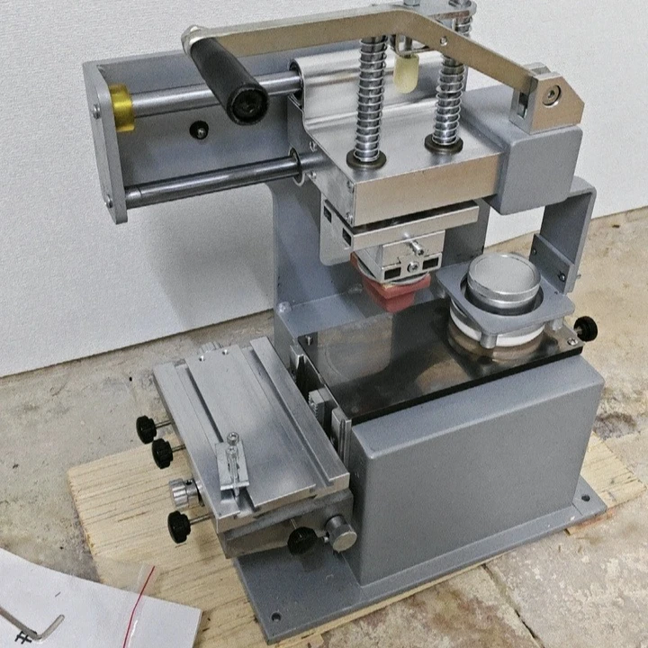 Manual Pad Printing Machine High Precision with Oil Cup Trademark Printing Machine Scraper Type Font Printer